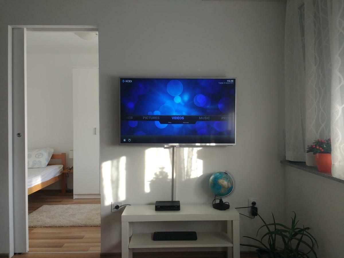 Meridian Apartment , 300M To Bus Terminal, Fast Wifi & Airport Transf Zagreb Exterior foto
